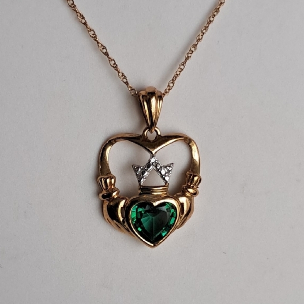 14kt Gold Irish Claddagh Necklace with Emerald & Diamonds PRICE FIRM
